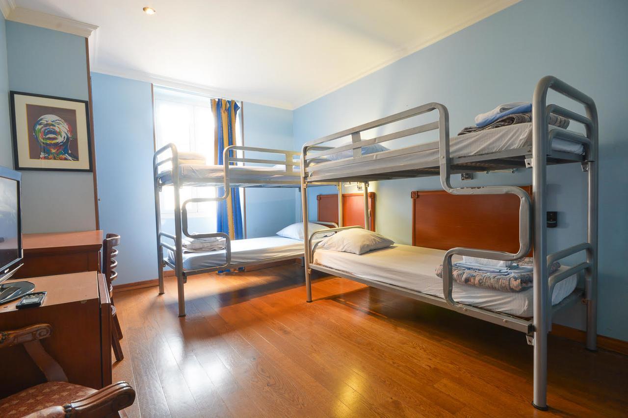 Baccarat Hostel Ница Екстериор снимка